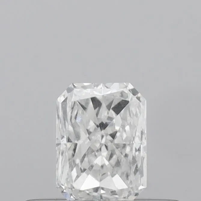 0.30ct Radiant Natural Diamond (Colour F, Clarity SI1, Cut VG, IGI Certified)