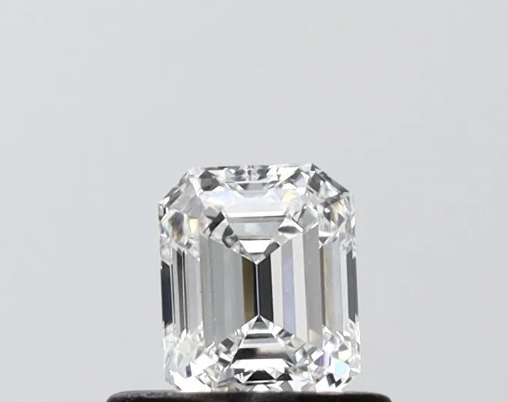 0.53ct Emerald Lab Grown Diamond (Colour E, Clarity VVS2, IGI Certified)