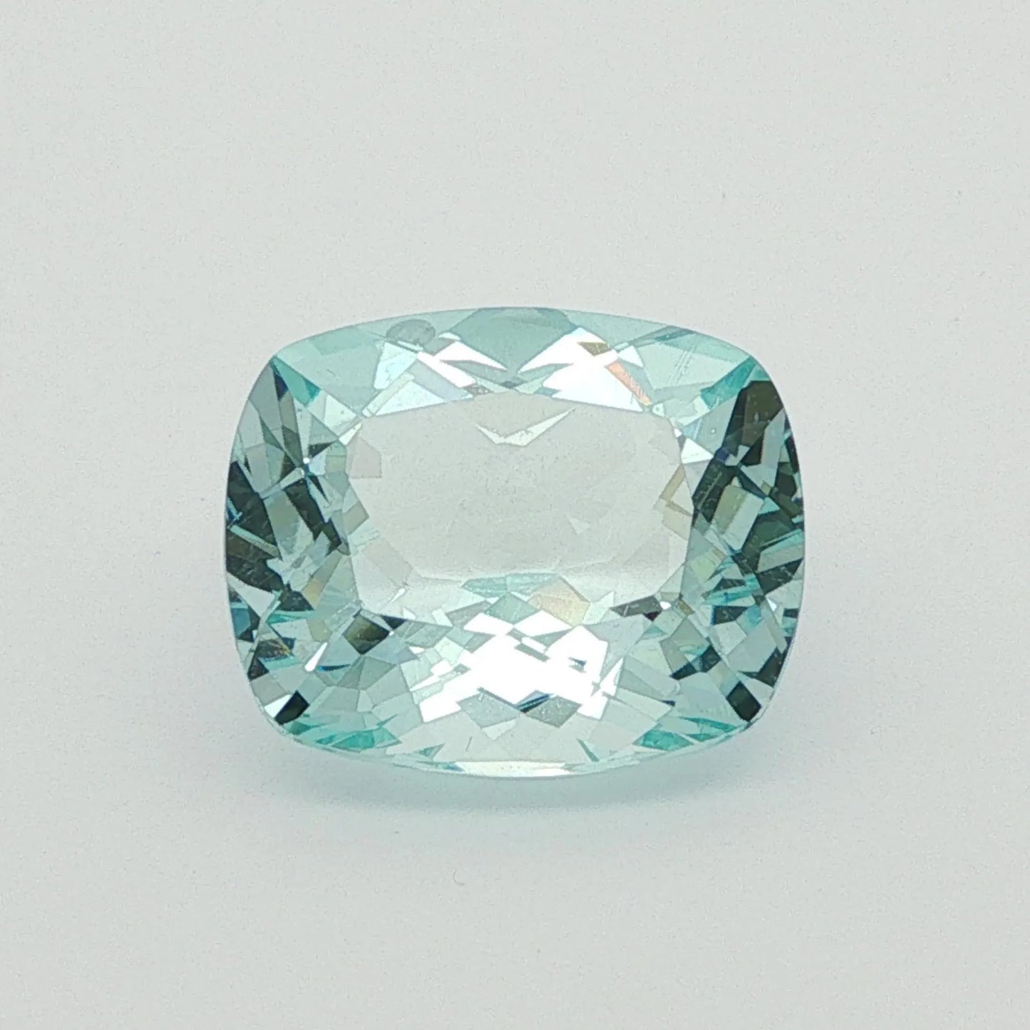 15.27ct Cushion Natural Aquamarine (Colour Blue, Clarity Slightly Included, Cut Faceted)