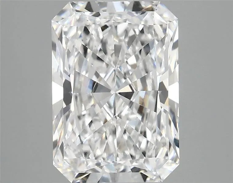 2.89ct Radiant Lab Grown Diamond (Colour D, Clarity VS1, IGI Certified)