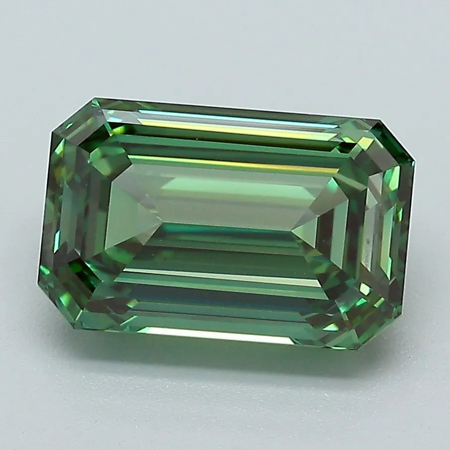 3.01ct Emerald Lab Grown Diamond (Colour Fancy Vivid Green, Clarity VVS1, IGI Certified)
