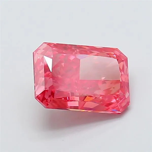 3.32ct Radiant Lab Grown Diamond (Colour Fancy Vivid Pink, Clarity VS1, IGI Certified)