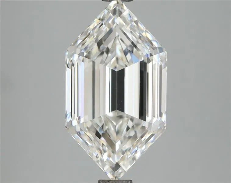 4.09ct Hexagonal Lab Grown Diamond (Colour E, Clarity VVS2, IGI Certified)