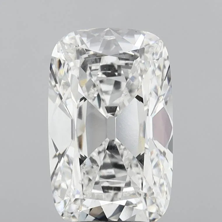 4.23ct Cushion Lab Grown Diamond (Colour E, Clarity VVS2, IGI Certified)