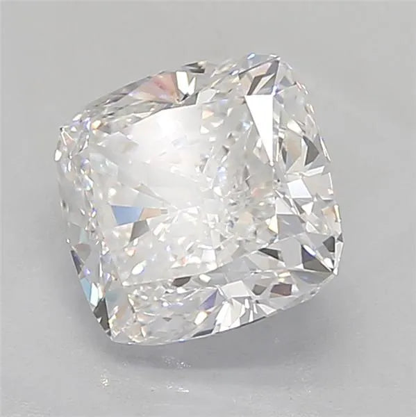 4.41ct Cushion modified Lab Grown Diamond (Colour E, Clarity VVS1, IGI Certified)