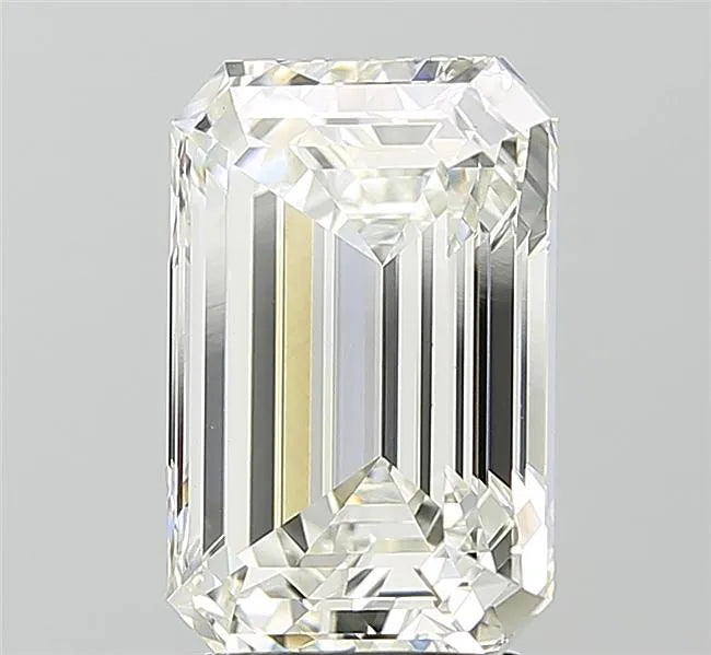 4.50ct Emerald Lab Grown Diamond (Colour H, Clarity VVS2, IGI Certified)