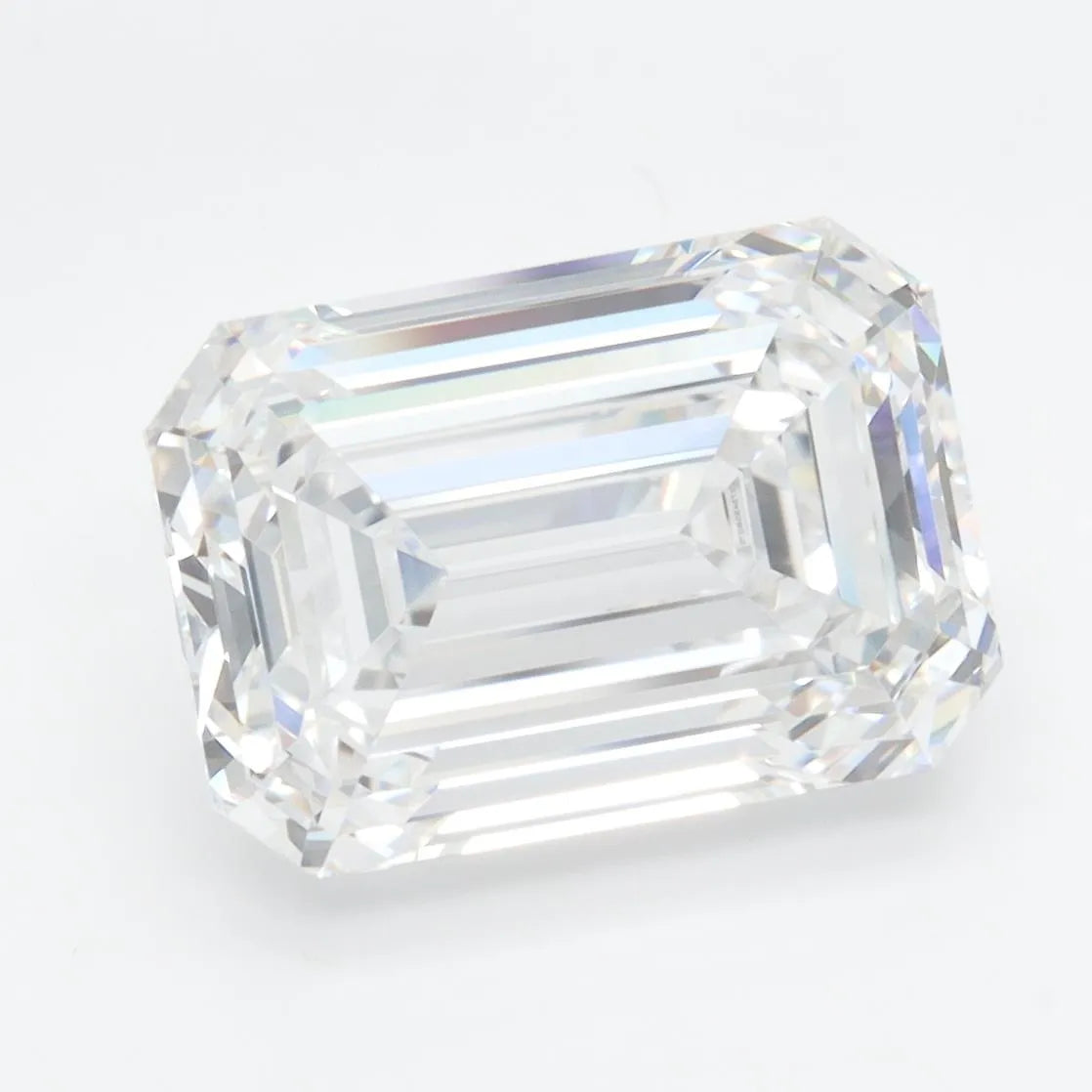 5.01ct Emerald Lab Grown Diamond (Colour D, Clarity VVS1, IGI Certified)