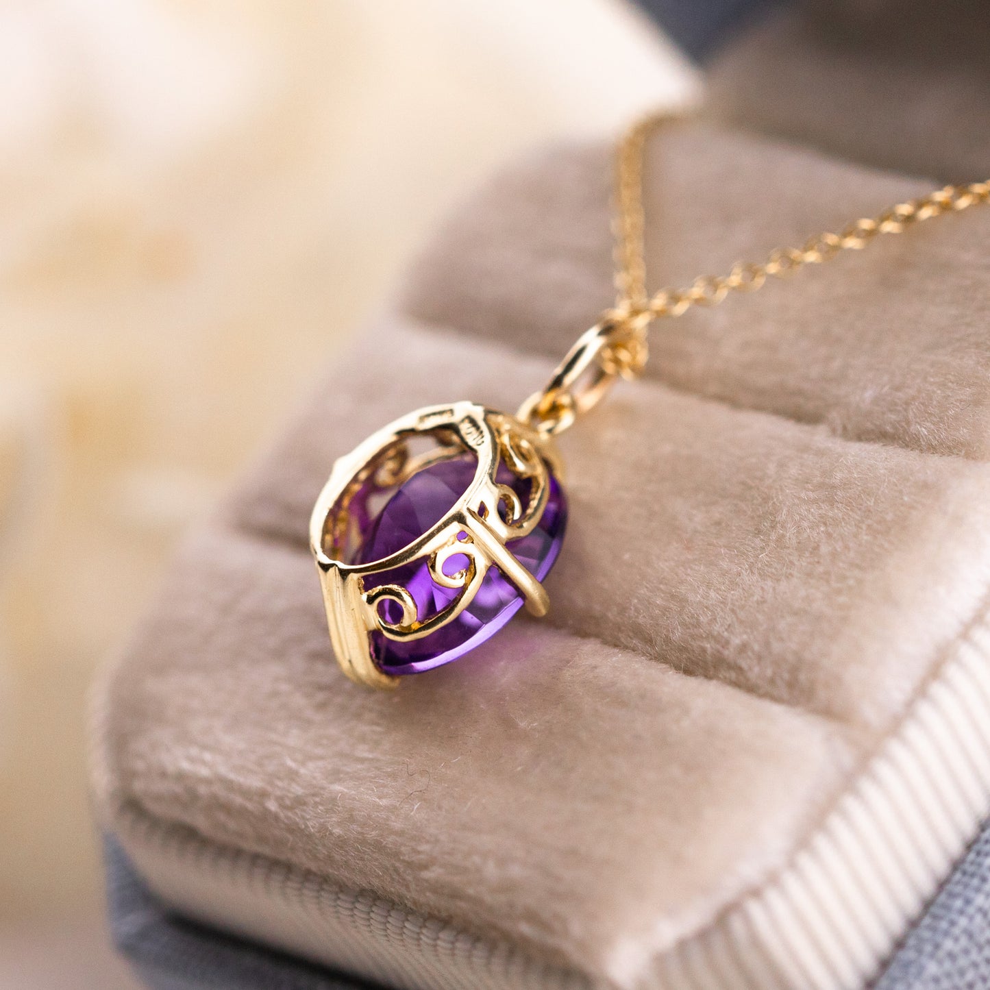 Oval Amethyst Pendant, 14k Yellow Gold, Natural Amethyst