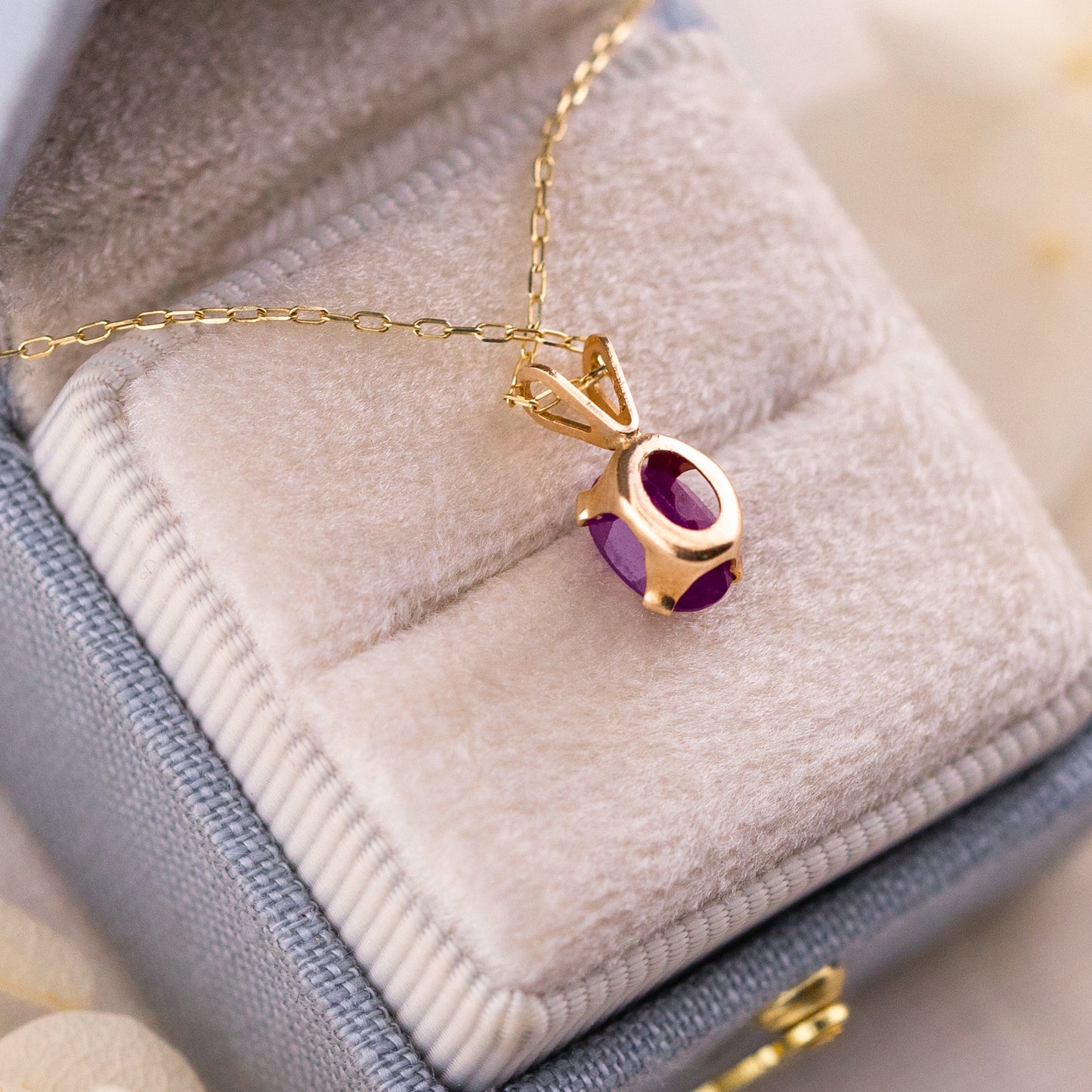 Vintage oval ruby pendant