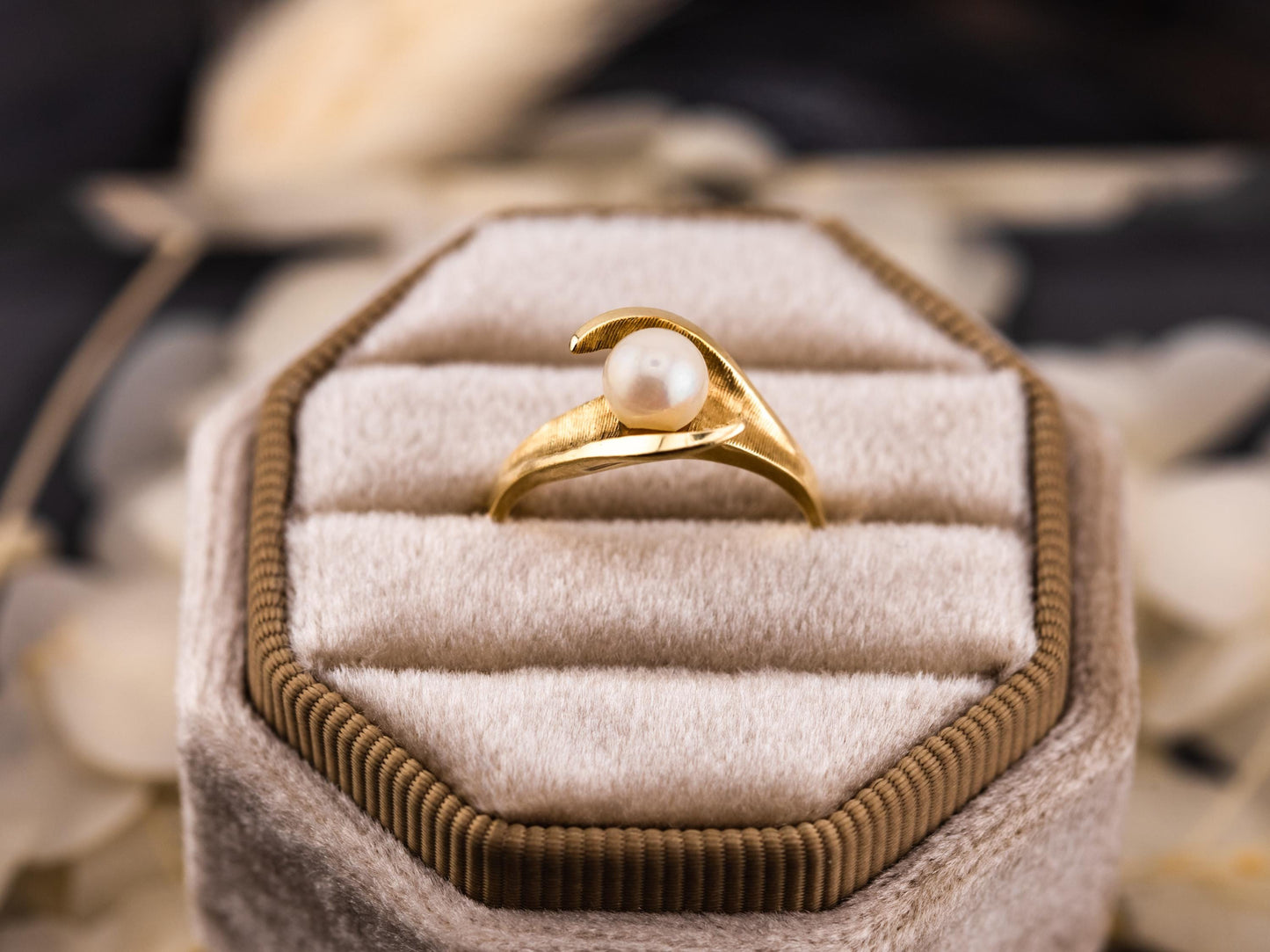 Vintage pearl ring 14k solid gold statement or engagement ring, bypass ring genuine antique ring vintage ring, size 5.5