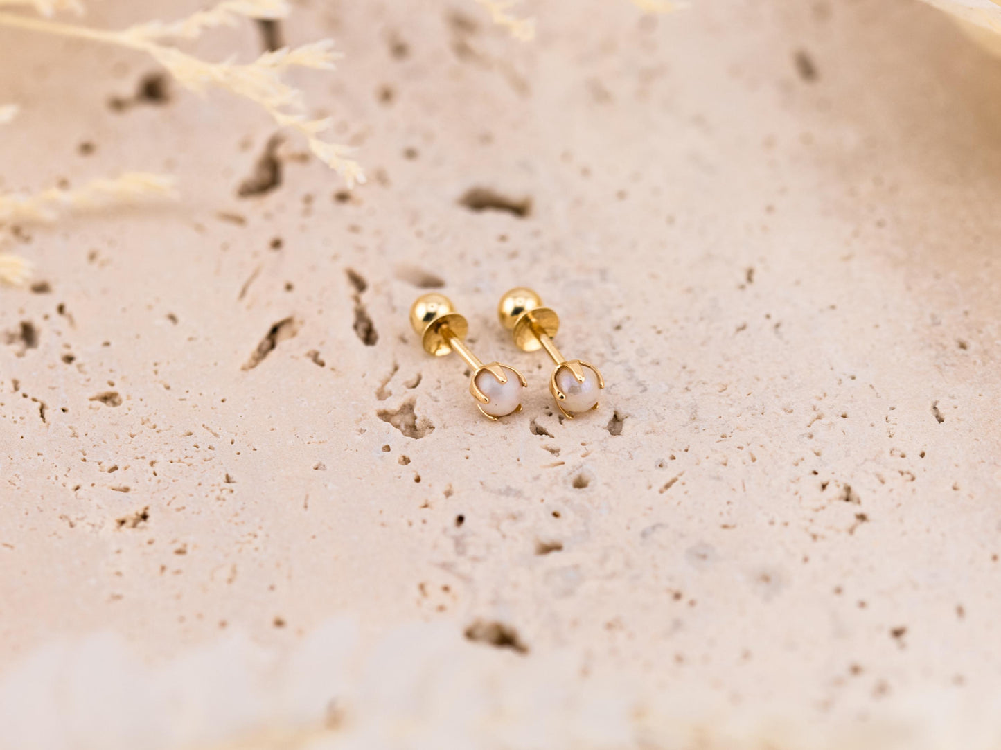 Vintage Pearl earrings vintage pearl stud earrings 14k solid gold cultured pearl earrings