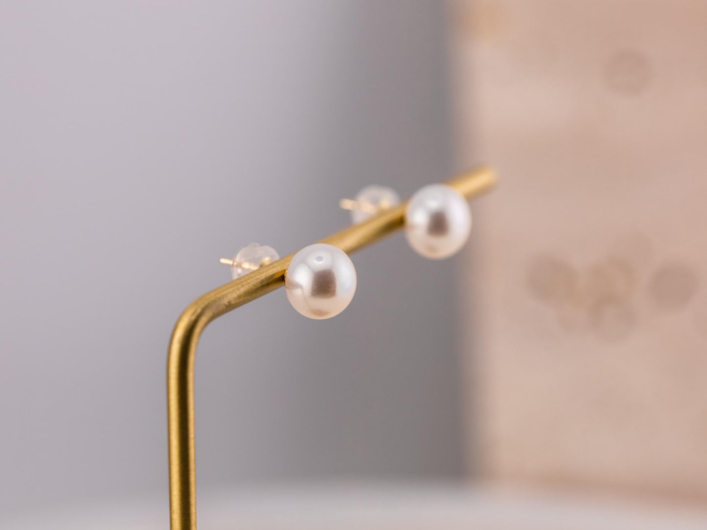 Vintage Pearl earrings vintage pearl stud earrings 14k solid gold cultured pearl earrings