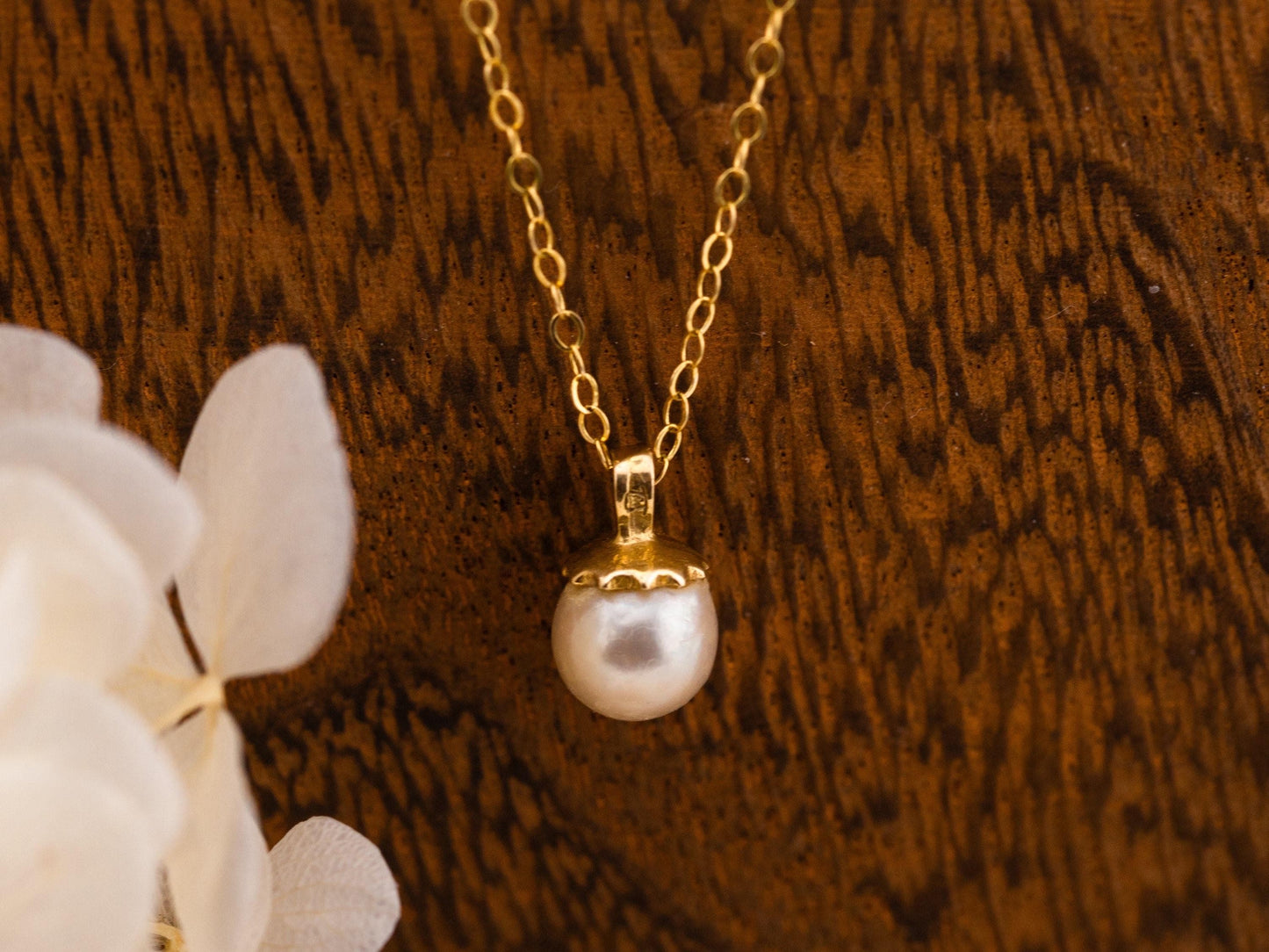 Vintage Pearl Necklace Pendant 14k Solid Gold Necklace