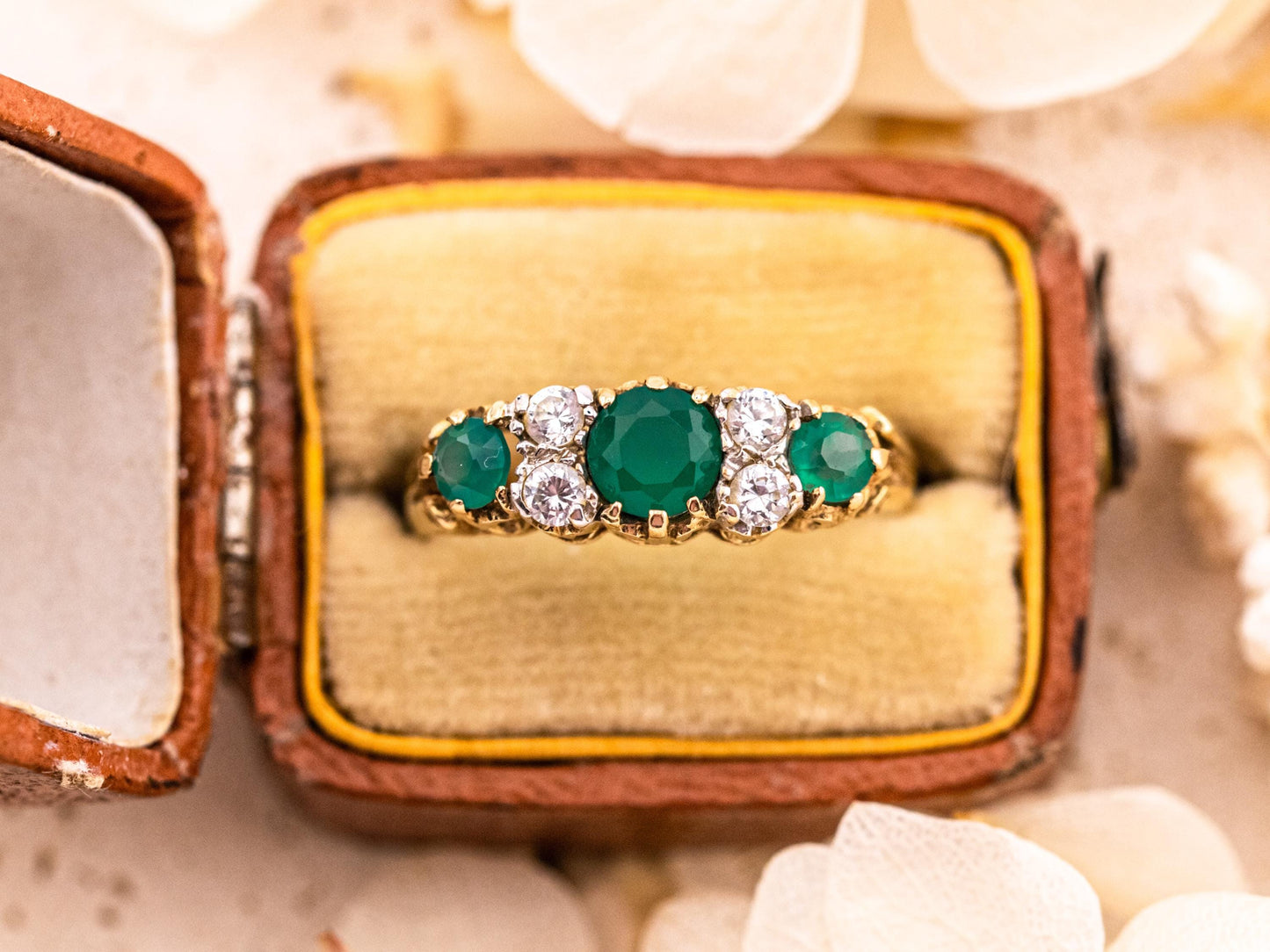 Vintage green agate ring 9k solid yellow gold round cut multi stone statement or engagement ring filigree ring