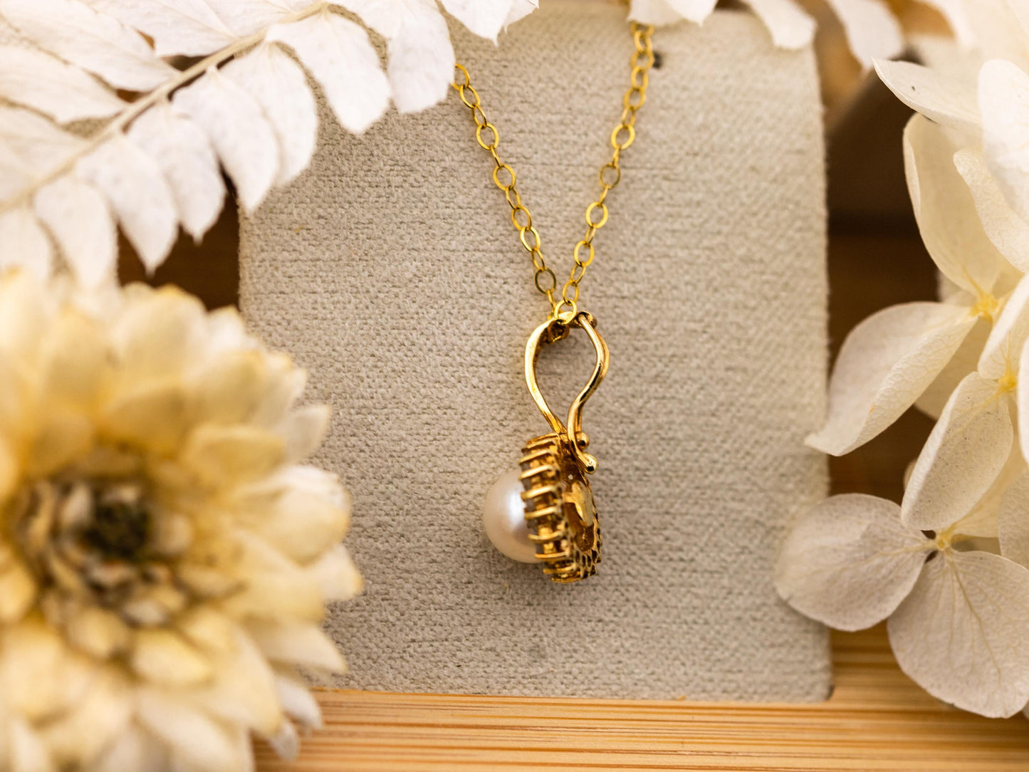 Vintage Pearl and diamond Necklace Pendant 14k solid yellow gold Necklace halo genuine cultured pearl and diamond necklace