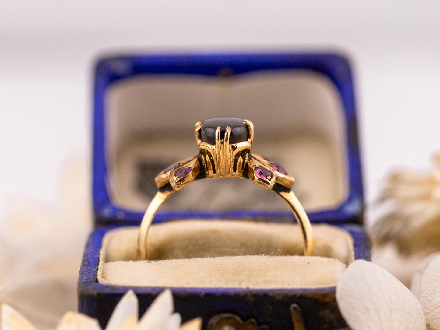 Vintage Black Star Sapphire and ruby ring 14k solid gold statement or engagement ring floral inspired genuine vintage ring, size 7