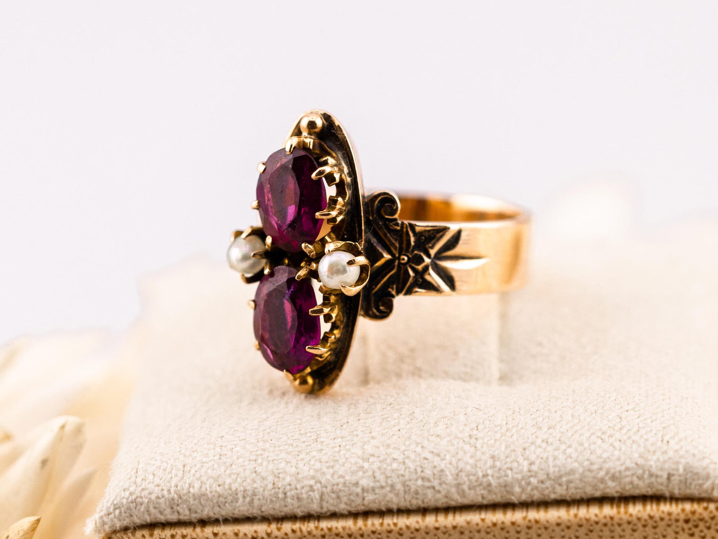 Vintage garnet and pearl ring 14k solid yellow gold Victorian ring antique vertical ring, size 4.5