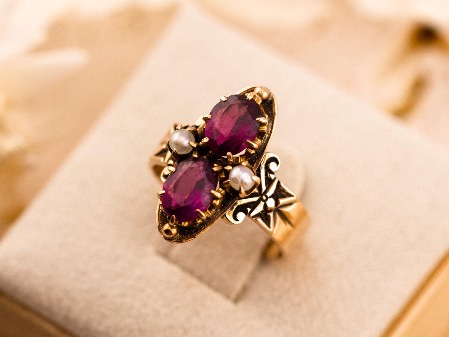 Vintage garnet and pearl ring 14k solid yellow gold Victorian ring antique vertical ring, size 4.5
