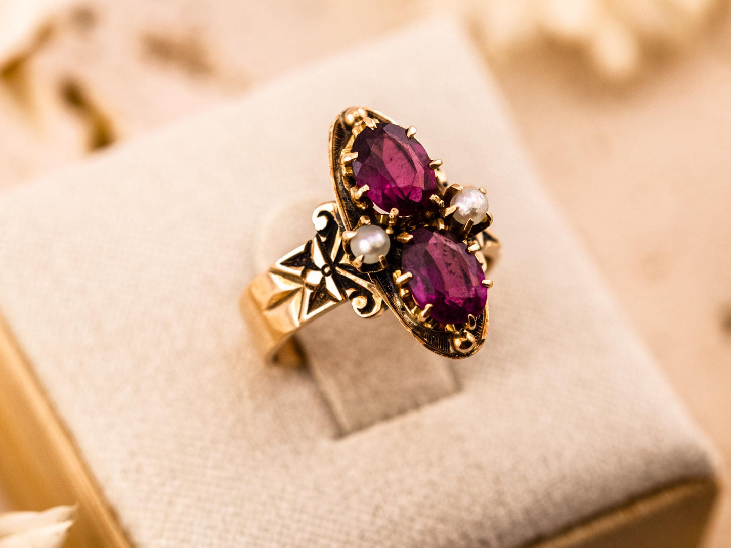 Vintage garnet and pearl ring 14k solid yellow gold Victorian ring antique vertical ring, size 4.5