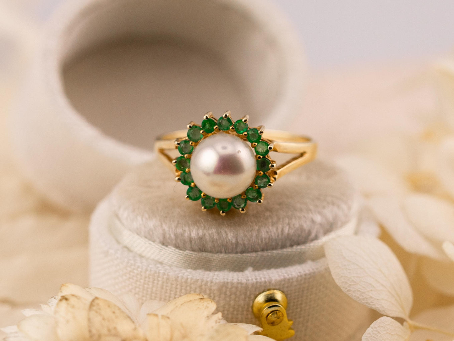 Vintage pearl and emerald ring pearl halo ring 14k solid yellow gold statement or engagement ring genuine antique vintage ring, size 7