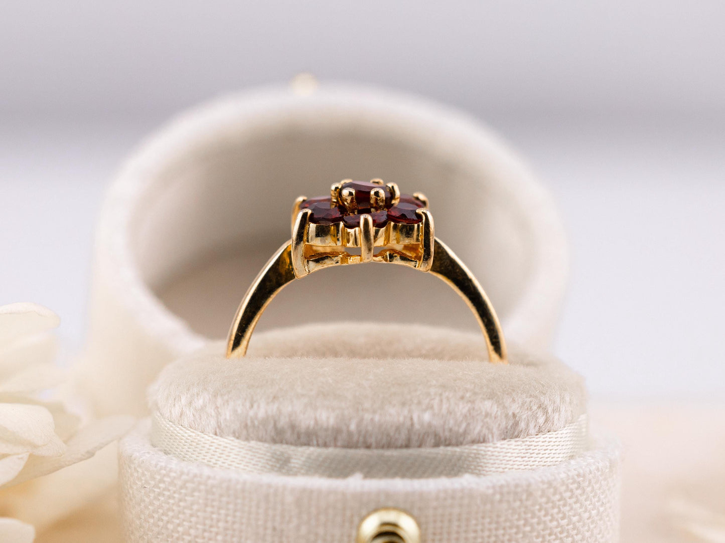 Vintage Garnet ring flower ring 10k solid gold ring January Birthstone ring, size 6