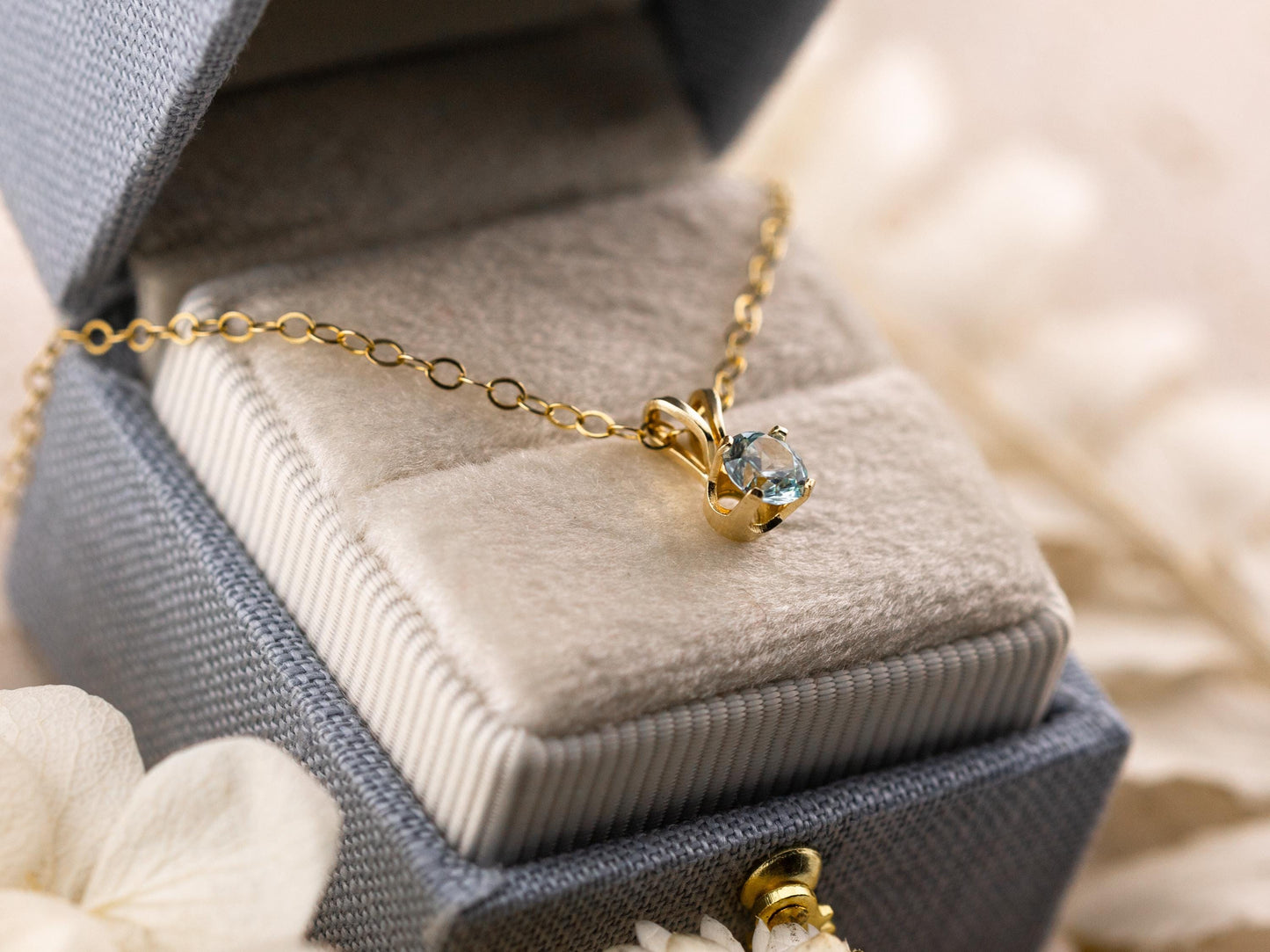 Vintage aquamarine pendant 14k solid yellow gold necklace pendant March birthstone necklace 3.5mm