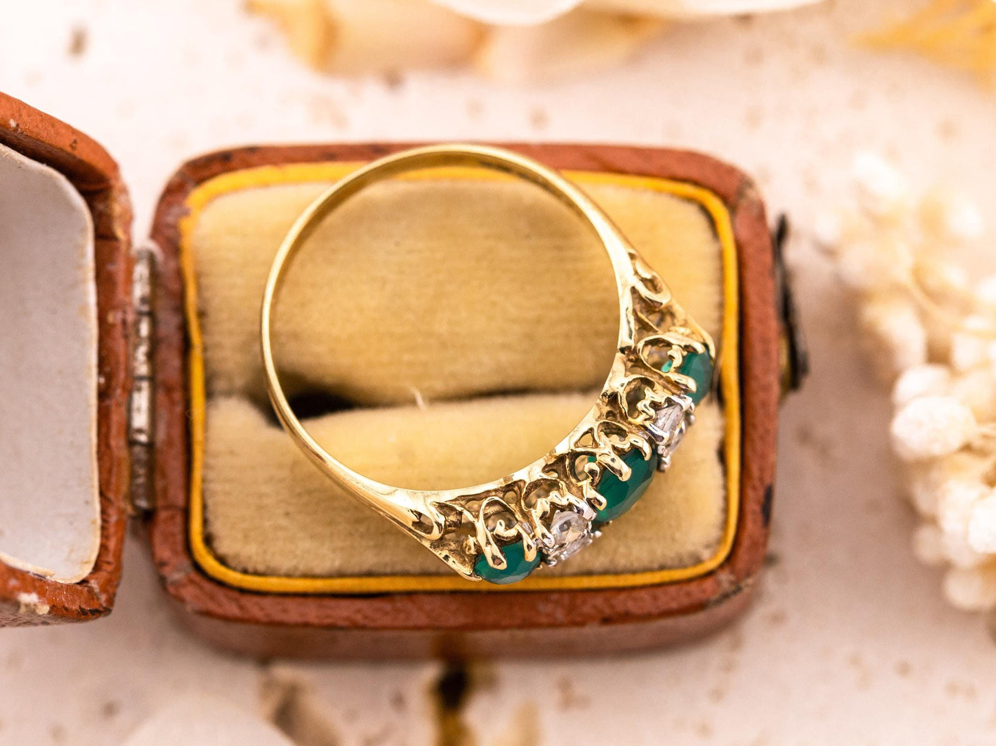 Vintage green agate ring 9k solid yellow gold round cut multi stone statement or engagement ring filigree ring