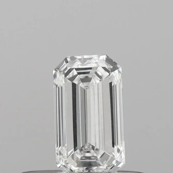 0.30ct Emerald Lab Grown Diamond (Colour D, Clarity SI1, IGI Certified)