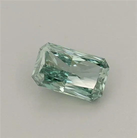 0.30ct Radiant Lab Grown Diamond (Colour Fancy Vivid Green, Clarity VS1, IGI Certified)