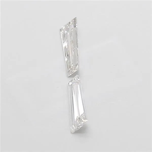 0.39ct Tapered baguette Lab Grown Diamond (Colour F, Clarity VVS1, IGI Certified)