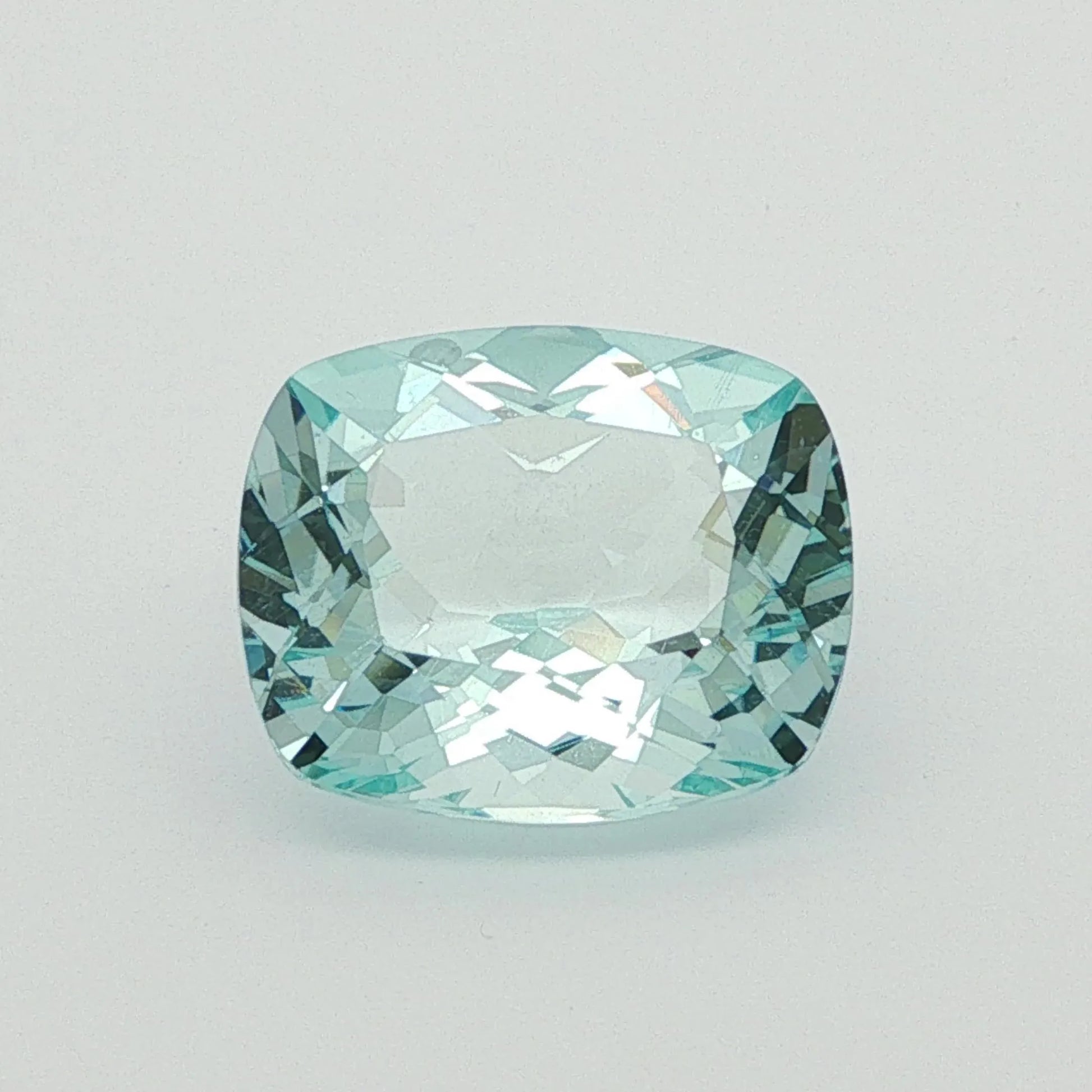 15.27ct Cushion Natural Aquamarine (Colour Blue, Clarity Slightly Included, Cut Faceted)