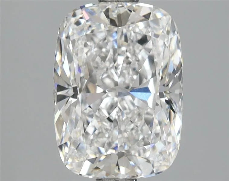 2.50ct Cushion brilliant Lab Grown Diamond (Colour E, Clarity VVS2, IGI Certified)