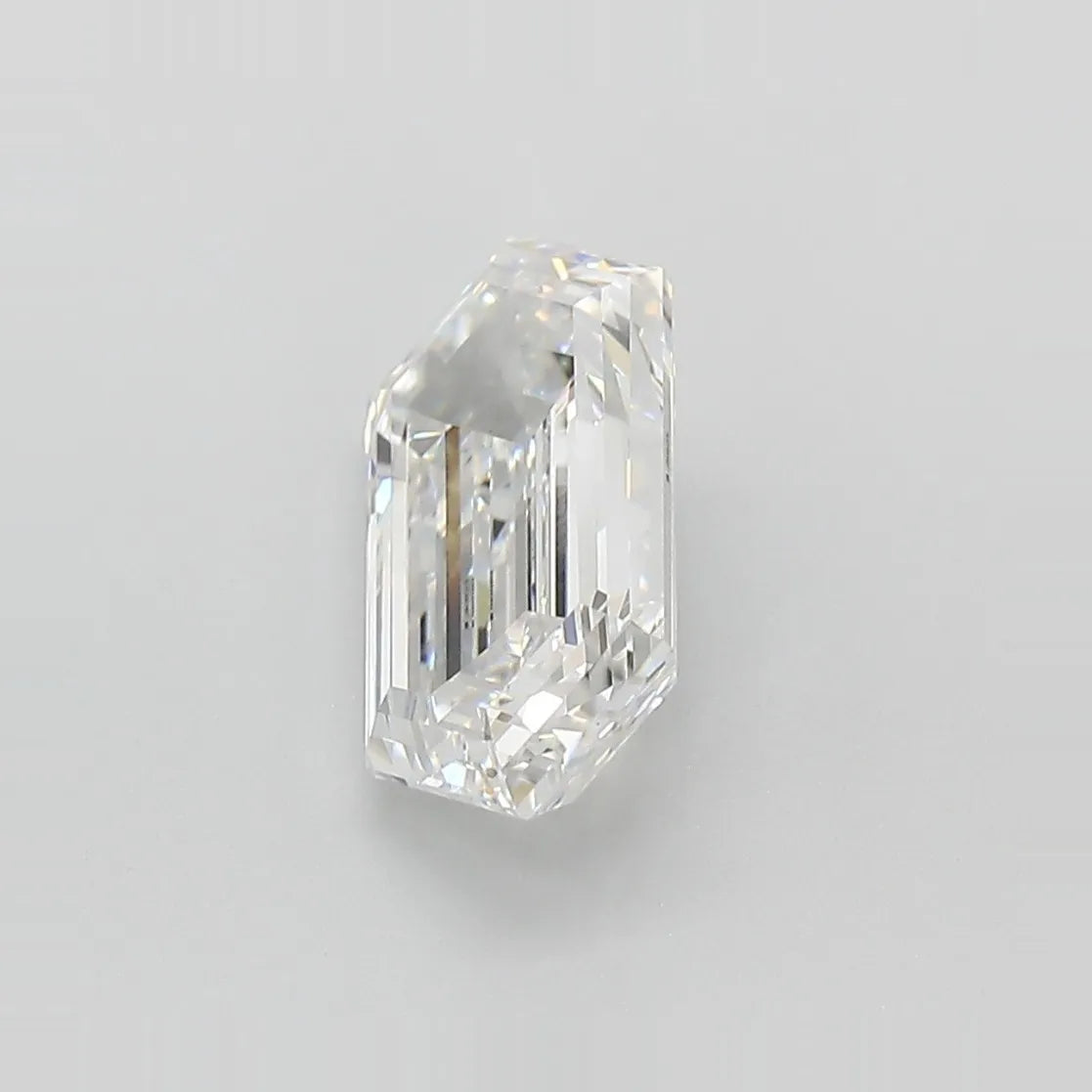 2.57ct Hexagonal Lab Grown Diamond (Colour E, Clarity VVS2, IGI Certified)