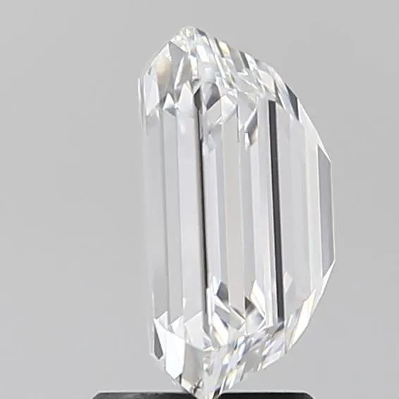 3.01ct Emerald Lab Grown Diamond (Colour F, Clarity VVS2, GIA Certified)