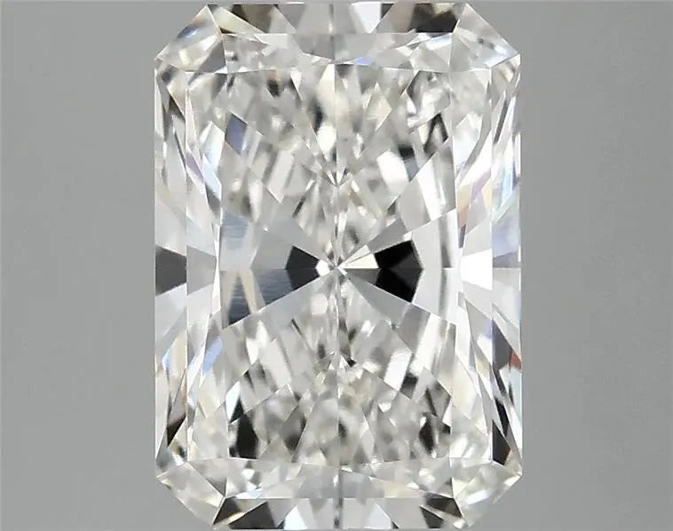 3.09ct Radiant Lab Grown Diamond (Colour F, Clarity VVS2, IGI Certified)