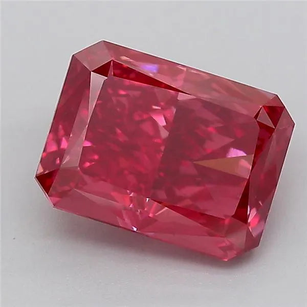 3.51ct Radiant Lab Grown Diamond (Colour Fancy Vivid Pink, Clarity VS1, IGI Certified)