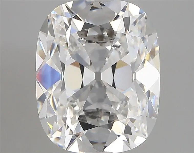 4.01ct Cushion modified Lab Grown Diamond (Colour E, Clarity VVS2, IGI Certified)