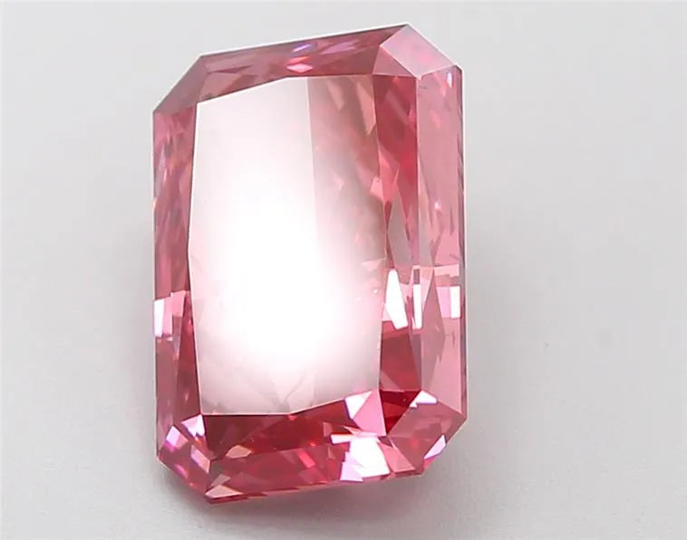 4.05ct Radiant Lab Grown Diamond (Colour Fancy Vivid Pink, Clarity VS2, IGI Certified)