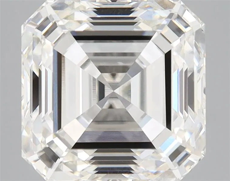 4.25ct Square emerald Lab Grown Diamond (Colour G, Clarity VS1, IGI Certified)