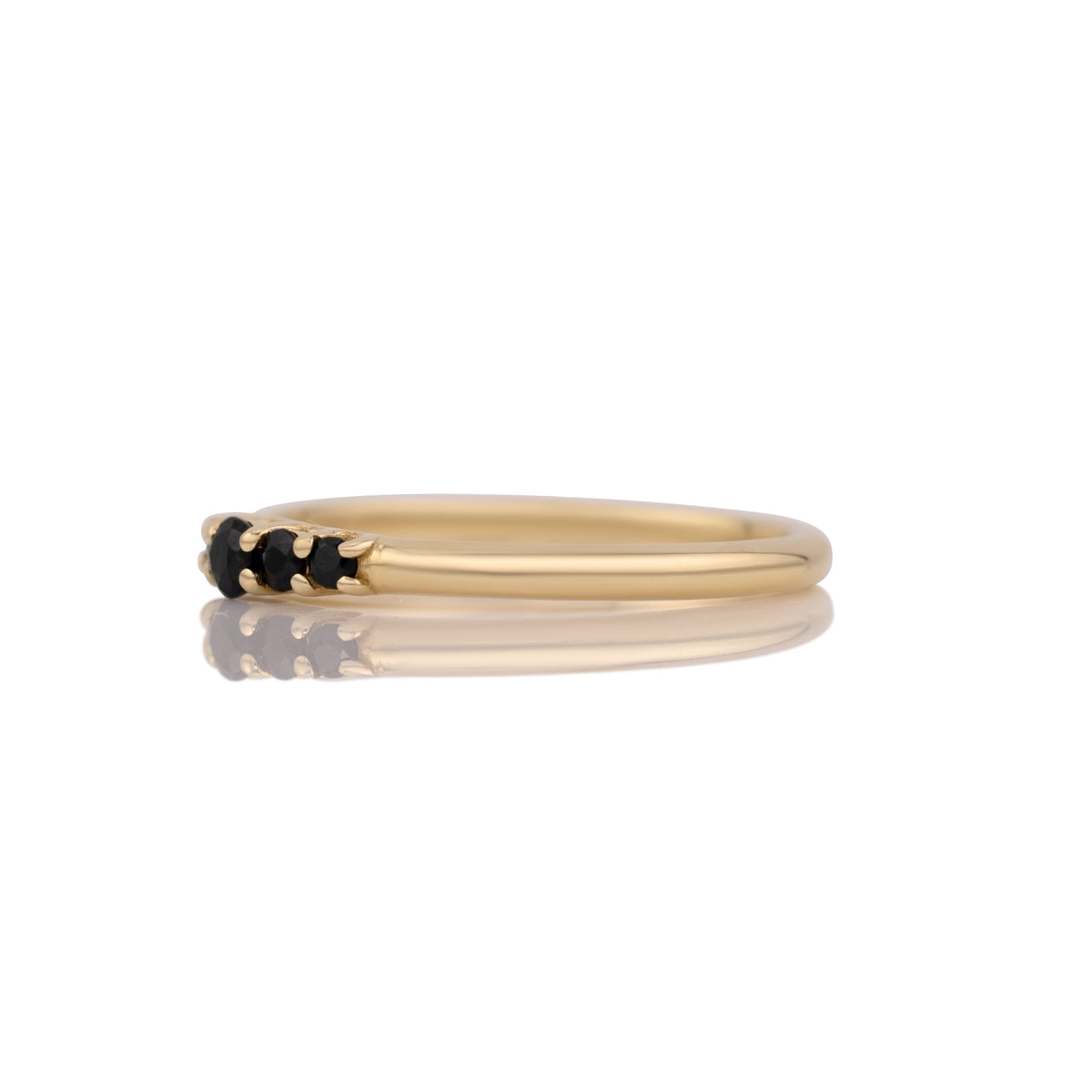 Side profile of the sapphire five stone band showing its low profile