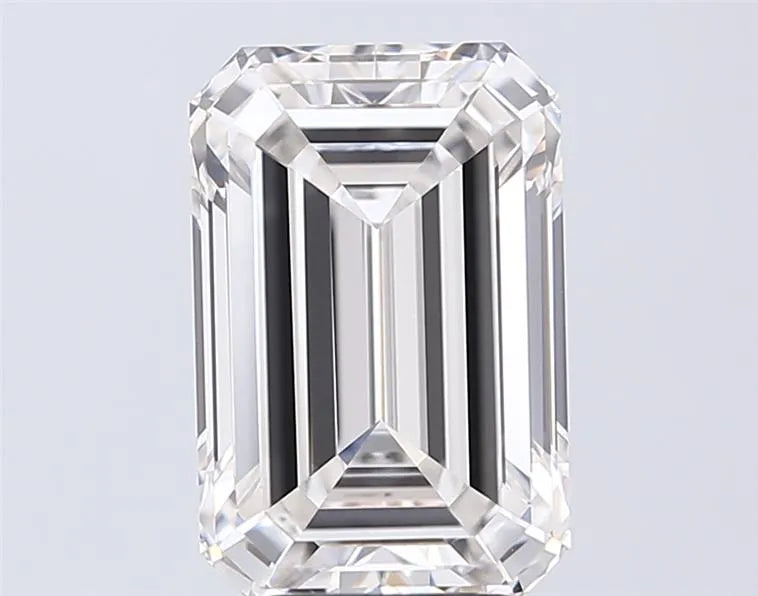 5.01ct Emerald Lab Grown Diamond (Colour F, Clarity VVS2, IGI Certified)