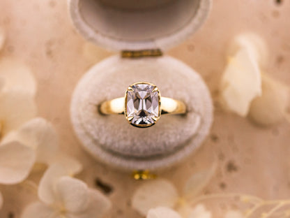 Old mine cut solitaire