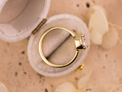 Old mine cut solitaire