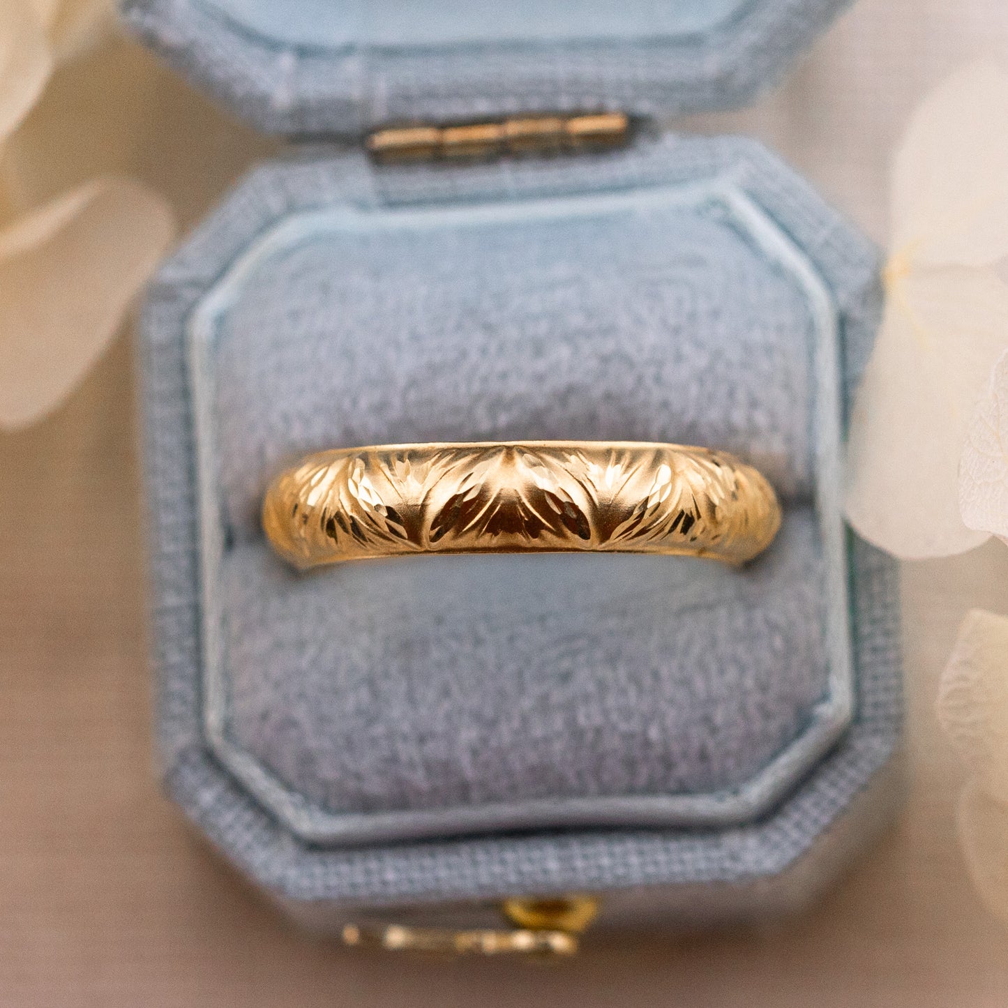 Gold leaf wedding band vintage wedding band nature inspired 4mm solid 14k yellow gold band, size 6