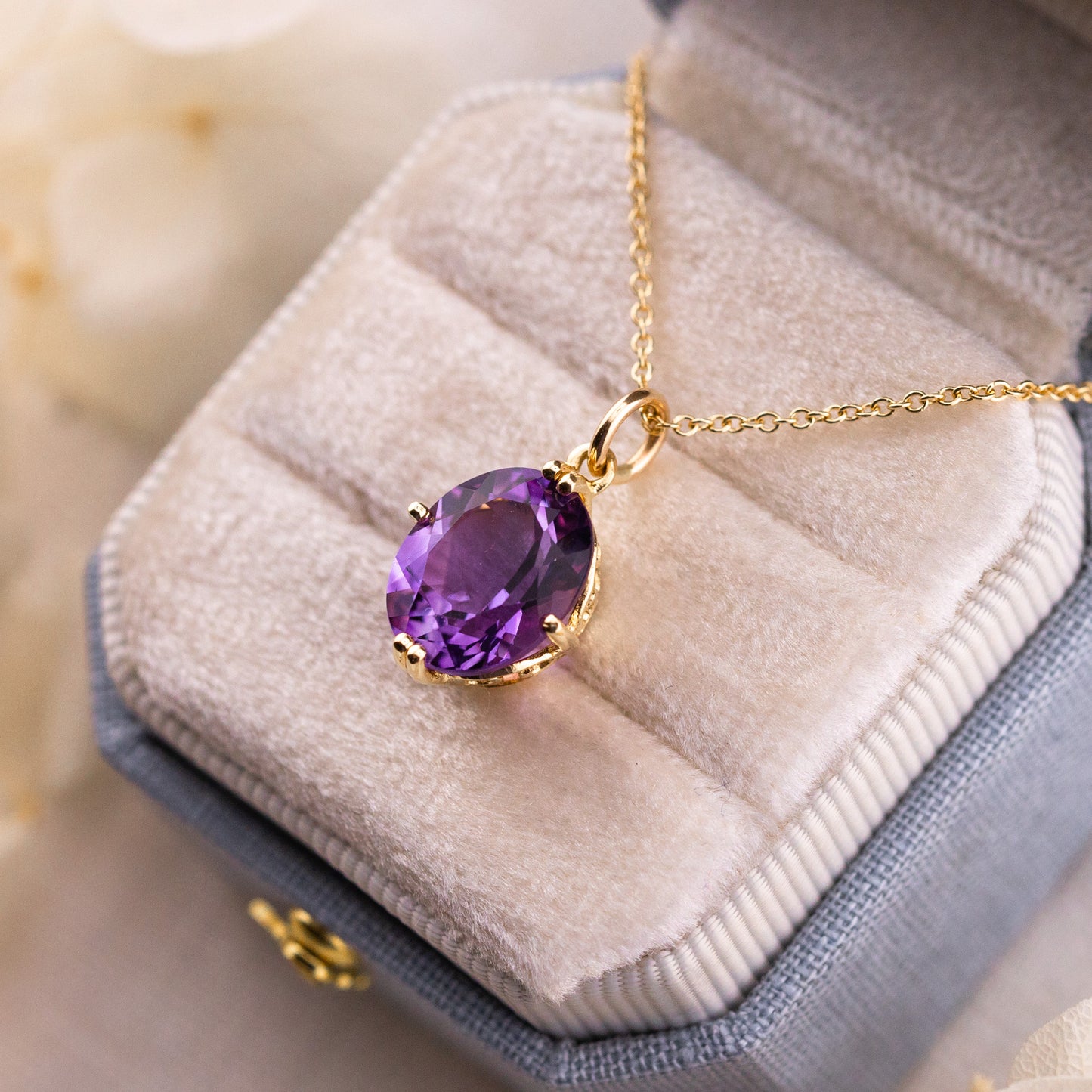 Oval Amethyst Pendant, 14k Yellow Gold, Natural Amethyst