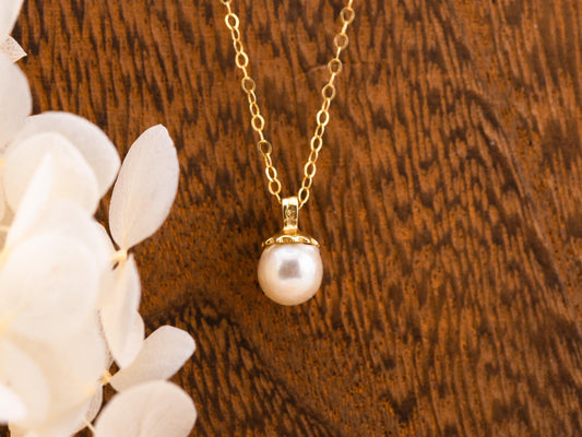 Vintage Pearl Necklace Pendant 14k Solid Gold Necklace