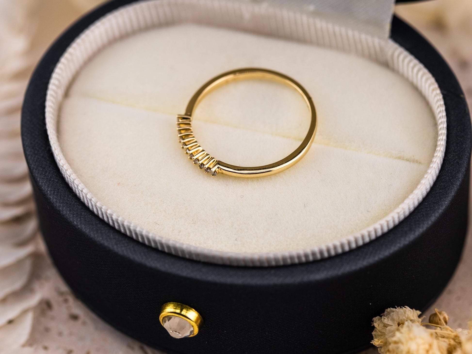 Diamond Wedding Band 14k Solid Gold Pave Band Ring