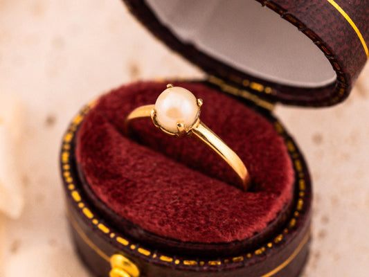 Vintage pearl ring 10k solid gold statement or engagement ring cultured pearl genuine antique ring vintage ring