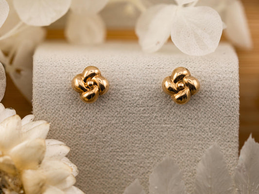 Vintage flower stud earrings 10k solid gold screw back earrings genuine antique vintage earrings puffy flower earrings
