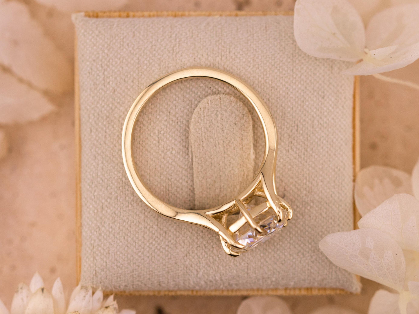 Round cut engagement ring split shank lab grown diamond ring moissonite ring 3 carat 14k solid yellow gold IGI certified vintage inspired